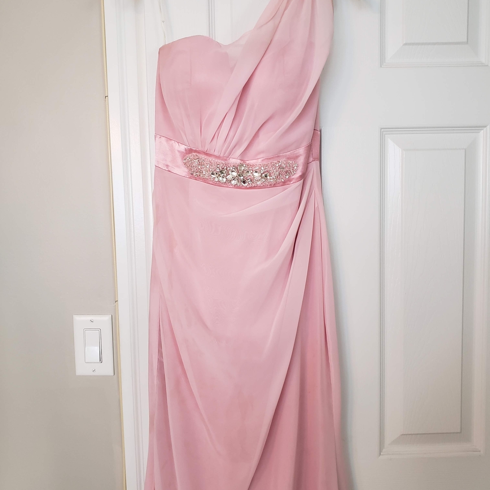 Elegant Pink one shoulder Gown